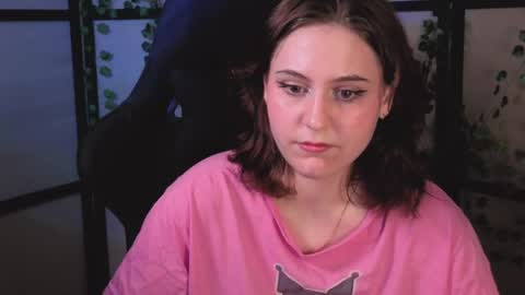 Snapshot of diana_floweri chatting on May 17, 2026, 12:12 pm Diana online show from May 17, 2026, 12:12 pm