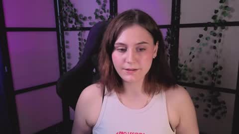 Snapshot of diana_floweri chatting on May 20, 2026, 9:15 am Diana online show from May 20, 2026, 9:15 am