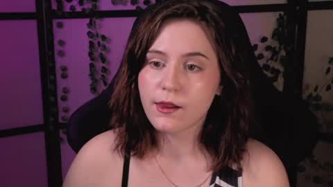 Snapshot of diana_floweri chatting on May 22, 2026, 9:37 am Diana online show from May 22, 2026, 9:37 am