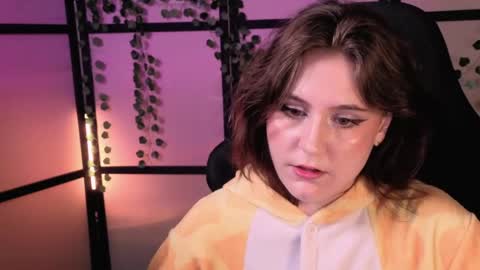 Snapshot of diana_floweri chatting on May 29, 2026, 10:46 am Diana online show from May 29, 2026, 10:46 am