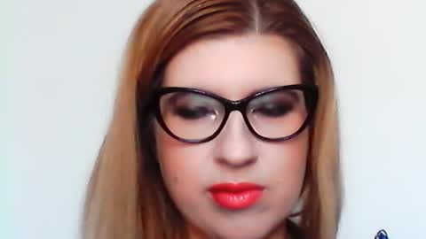 Snapshot of diana_love04 chatting on February 10, 2025, 8:09 am Diana online show from February 10, 2025, 8:09 am