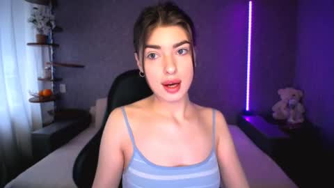 Snapshot of dianaa_lee chatting on May 11, 2026, 11:05 am DIANA online show from May 11, 2026, 11:05 am