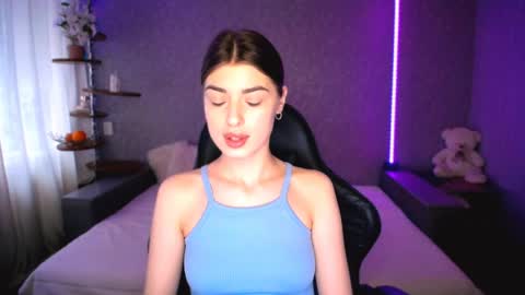 Snapshot of dianaa_lee chatting on May 18, 2026, 1:06 pm DIANA online show from May 18, 2026, 1:06 pm