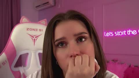 Diana online show from March 9, 2026, 6:06 am