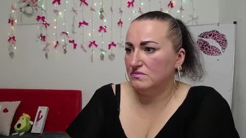 Diana online show from April 21, 2026, 6:09 am