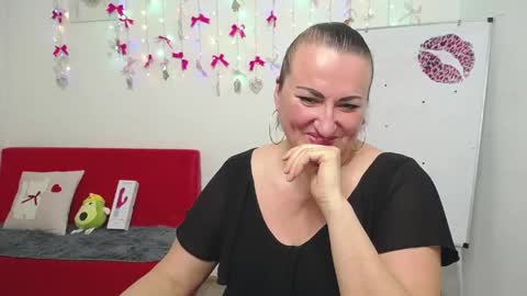 Diana online show from April 21, 2026, 6:12 pm