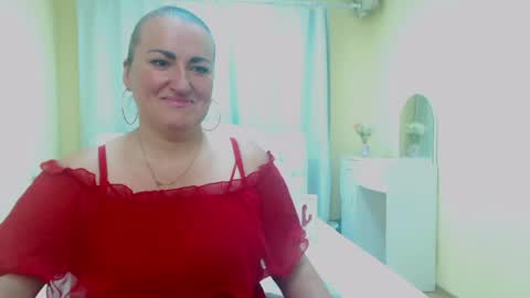 Diana online show from May 29, 2026, 5:27 am