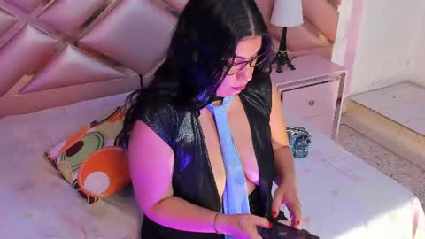 dianasheren online show from July 13, 2026, 8:55 pm