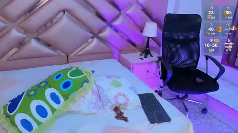 dianasheren online show from July 17, 2026, 8:46 pm