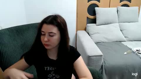 Snapshot of dianasmiey7 chatting on November 29, 2025, 9:01 am dianasmiey7 online show from November 29, 2025, 9:01 am