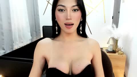 Snapshot of dianna_foxy chatting on February 9, 2025, 3:32 am Kianna online show from February 9, 2025, 3:32 am