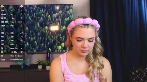 Snapshot of diannedibartolo chatting on October 7, 2025, 8:06 pm diannedibartolo online show from October 7, 2025, 8:06 pm