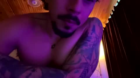 Snapshot of dickdamian_ chatting on July 16, 2026, 5:19 pm Damin online show from July 16, 2026, 5:19 pm