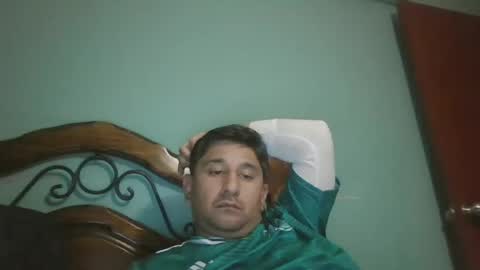 Snapshot of dickeduardo chatting on September 12, 2025, 12:00 am dickeduardo online show from September 12, 2025, 12:00 am