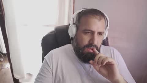 Snapshot of dicristalino chatting on February 14, 2026, 1:52 pm Cristian Dipolino online show from February 14, 2026, 1:52 pm