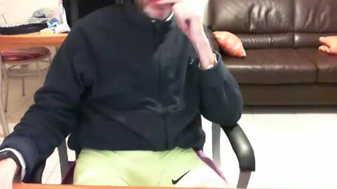 didonc from france..... online show from April 6, 2026, 7:26 pm