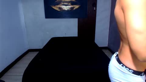 Snapshot of diego__cruz chatting on March 6, 2025, 10:41 am Diego online show from March 6, 2025, 10:41 am