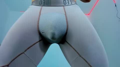 Snapshot of diego__cruz chatting on October 25, 2025, 1:40 pm Diego online show from October 25, 2025, 1:40 pm