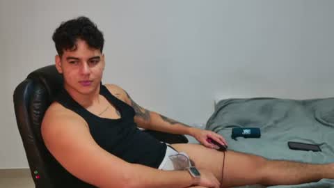 DIEGO CAZAS online show from July 10, 2026, 9:50 pm