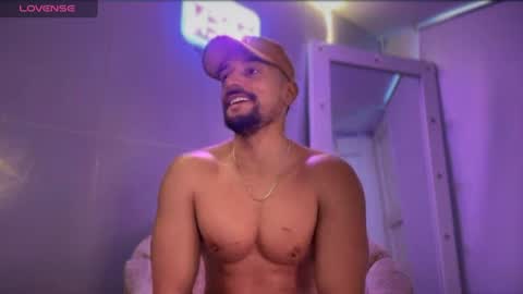 diego_muscle96 online show from July 6, 2026, 2:03 pm