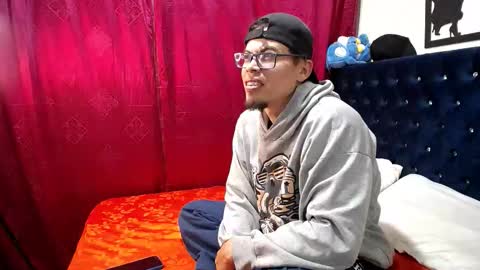 Snapshot of diego_sw09 chatting on December 2, 2025, 3:45 am DIEGO online show from December 2, 2025, 3:45 am