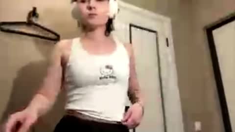 Snapshot of diegomiley chatting on May 25, 2026, 8:59 pm Lilit online show from May 25, 2026, 8:59 pm