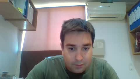 Snapshot of diegoox_cat chatting on December 5, 2024, 6:55 pm Diego online show from December 5, 2024, 6:55 pm