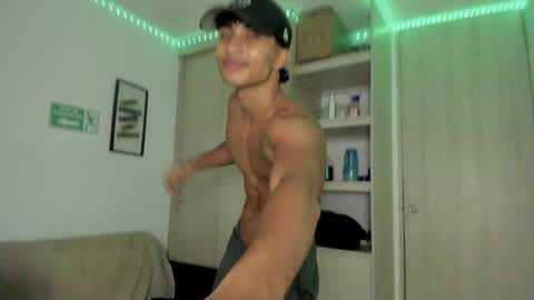 Snapshot of diegsz_ chatting on February 2, 2025, 6:26 am diego online show from February 2, 2025, 6:26 am