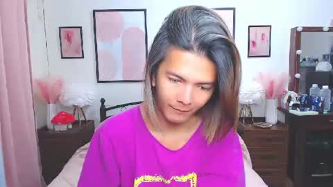 Snapshot of diense17 chatting on February 2, 2026, 10:47 am Dennesse online show from February 2, 2026, 10:47 am