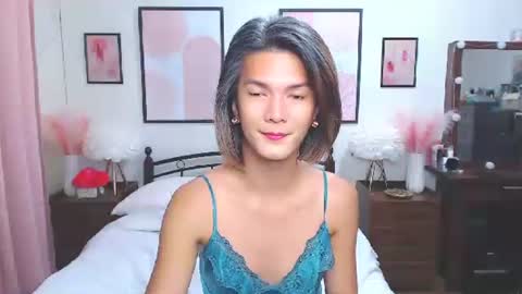 Snapshot of diense17 chatting on February 8, 2026, 12:36 am Dennesse online show from February 8, 2026, 12:36 am