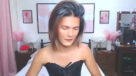 Snapshot of diense17 chatting on February 26, 2026, 11:59 pm Dennesse online show from February 26, 2026, 11:59 pm