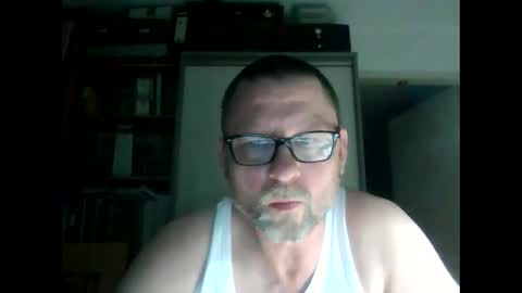 Snapshot of dierenfeld chatting on January 12, 2025, 10:43 pm dierenfeld online show from January 12, 2025, 10:43 pm