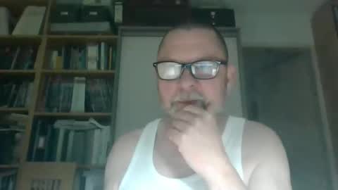 Snapshot of dierenfeld chatting on March 31, 2026, 9:15 pm dierenfeld online show from March 31, 2026, 9:15 pm