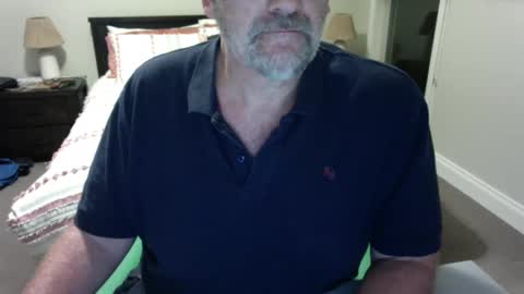 Snapshot of dieselau chatting on April 21, 2026, 12:44 pm Diesel online show from April 21, 2026, 12:44 pm