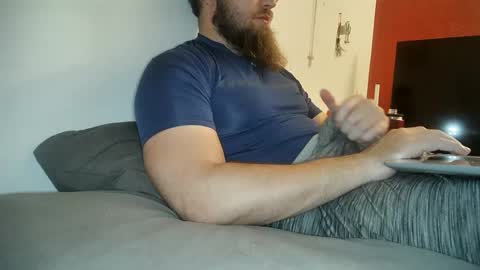 Snapshot of dikdowndaddy chatting on December 9, 2024, 5:40 am Daddy online show from December 9, 2024, 5:40 am