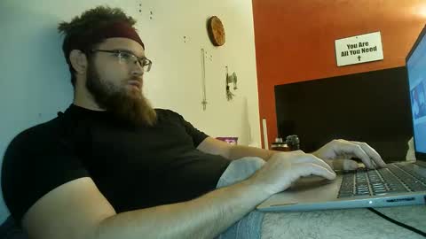 Snapshot of dikdowndaddy chatting on December 23, 2024, 6:11 am Daddy online show from December 23, 2024, 6:11 am