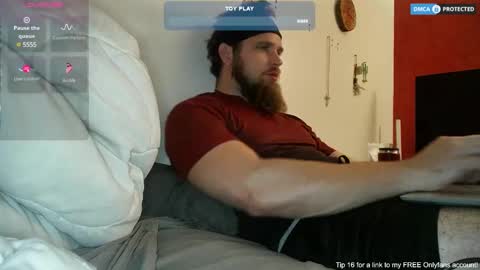 Snapshot of dikdowndaddy chatting on January 21, 2025, 8:41 am Daddy online show from January 21, 2025, 8:41 am