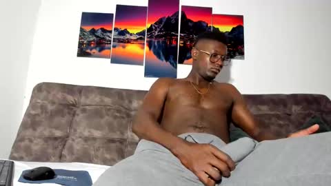 Snapshot of dilaan_carter chatting on June 2, 2026, 12:18 pm joshua online show from June 2, 2026, 12:18 pm
