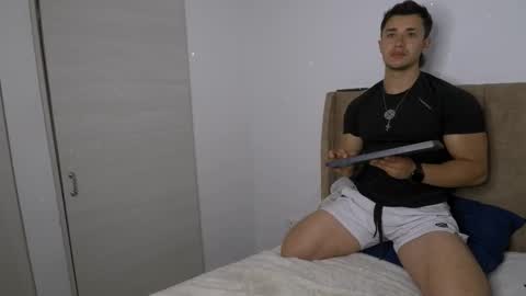 Dilan Coy online show from March 9, 2026, 9:52 pm