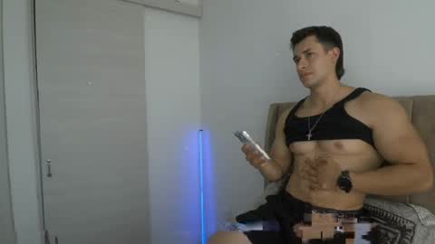 Dilan Coy online show from April 27, 2026, 9:02 pm