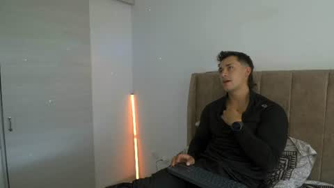 Dilan Coy online show from July 3, 2026, 8:37 pm