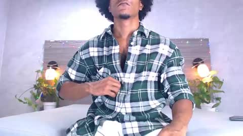 Snapshot of dilan_hall chatting on May 16, 2026, 12:51 am dilan_hall online show from May 16, 2026, 12:51 am