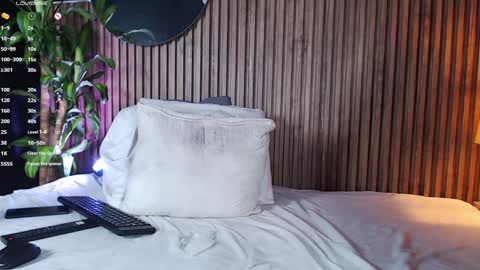 Snapshot of dilanjonnes chatting on December 5, 2024, 12:55 pm DilanJonnes online show from December 5, 2024, 12:55 pm