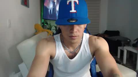 Snapshot of dilanxxx8888 chatting on February 18, 2026, 4:41 am dilanxxx8888 online show from February 18, 2026, 4:41 am