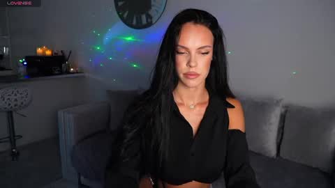 Snapshot of dilara_foxx chatting on August 1, 2026, 5:01 pm Dilara online show from August 1, 2026, 5:01 pm