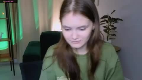 Dilara online show from April 22, 2026, 2:07 pm