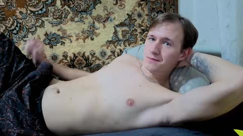 Snapshot of dimastyzzz chatting on January 19, 2025, 9:45 pm Dimetriusen online show from January 19, 2025, 9:45 pm