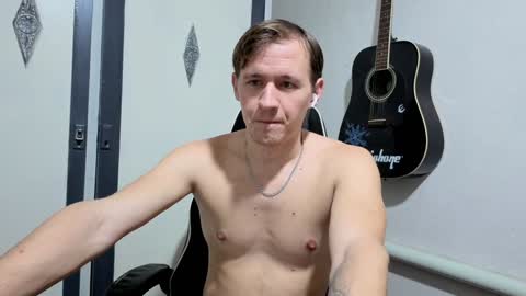 Snapshot of dimastyzzz chatting on February 4, 2025, 5:55 pm Dimetriusen online show from February 4, 2025, 5:55 pm