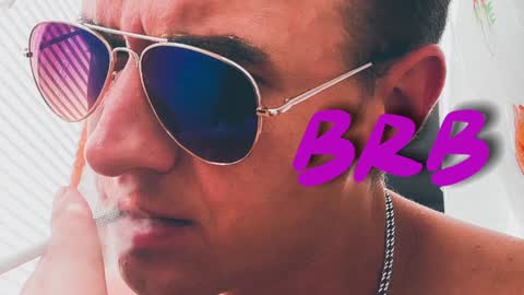 Snapshot of dimastyzzz chatting on February 4, 2025, 8:59 pm Dimetriusen online show from February 4, 2025, 8:59 pm