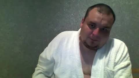 dimasvit5306 online show from May 7, 2026, 6:46 pm